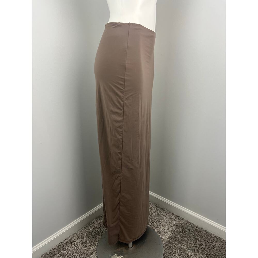 Skims Fits Every Body Fitted Maxi Skirt in Umber Large - Picture 2 of 6